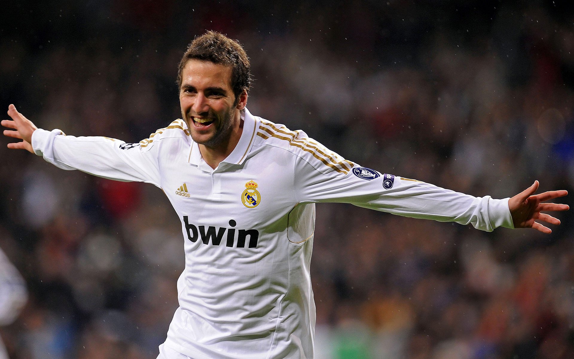 伊朗男足在巴黎奥运会上表现出色,晋级四强,伊朗男子足球队